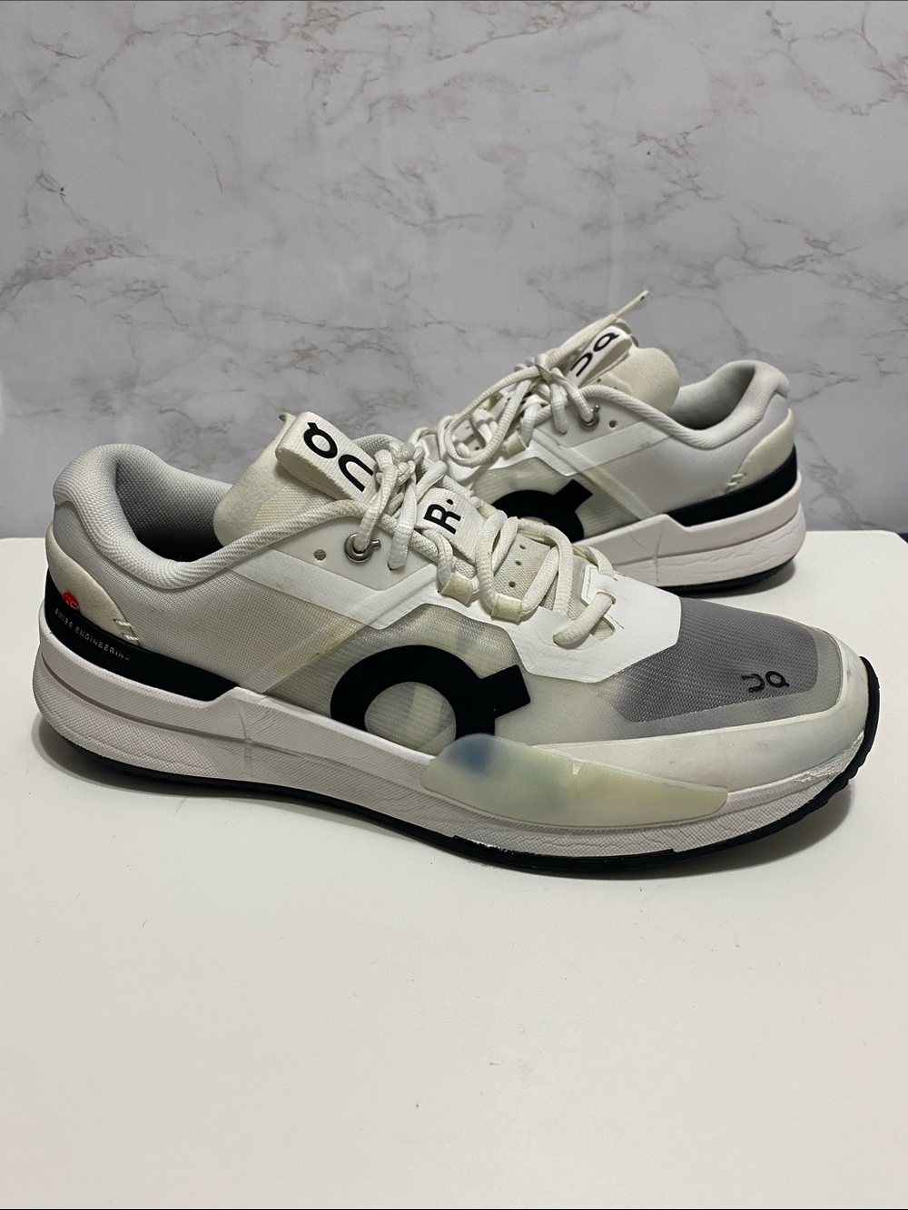 ON  Running The Roger Pro Clay 2 Sneakers